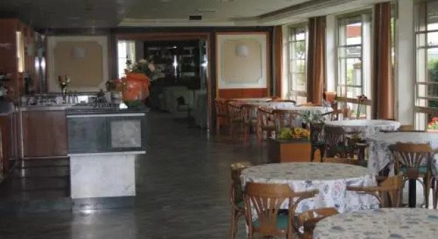 Hotel Boston, Забронировать Отель Отели Побережья Абруццо с бассейном, Бассейн