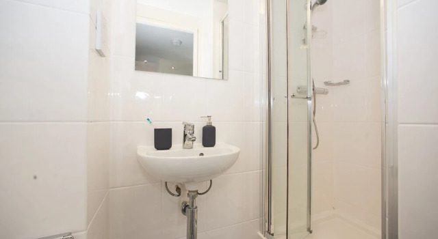Modern Studios, LEICESTER - SK