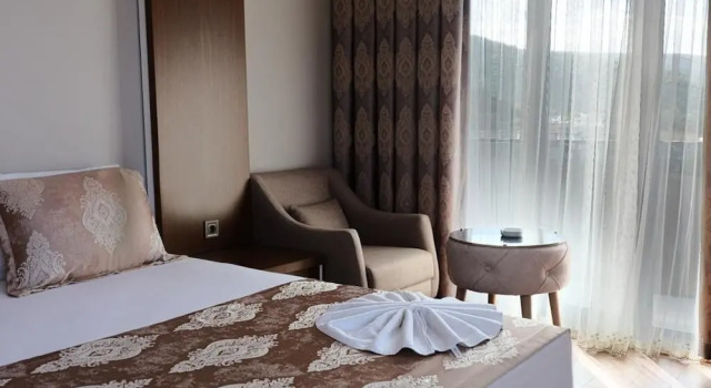 Номер Standard с балконом и с видом на сад Mari̇ne Vi̇ew Hotel