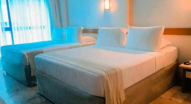 Четырёхместный номер Classic Hotel Atlante Plaza