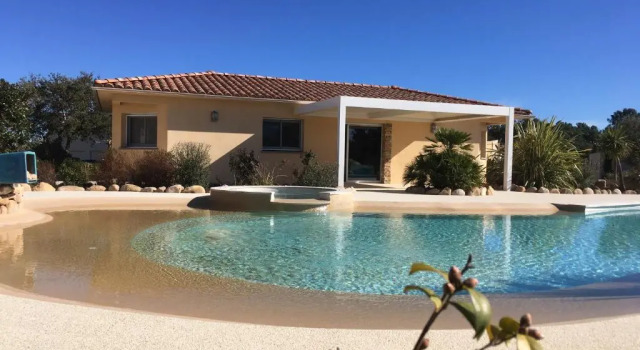 Вилла рядом с пляжем LHacienda Piscine chauffée à 28, spa, boulodrome et court de Tennis privés, 2 villas indépendantes