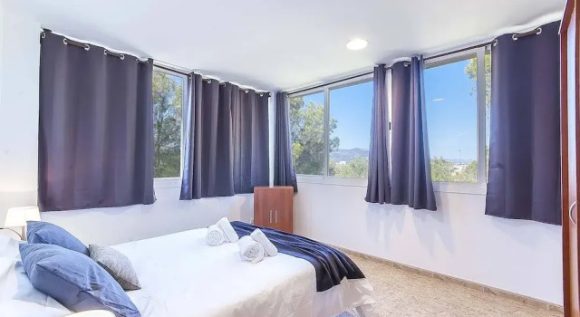The Villa Located in Cala Vinyes, has a Private Pool, Rezerwuj Willa Santa Ponsa Majorka