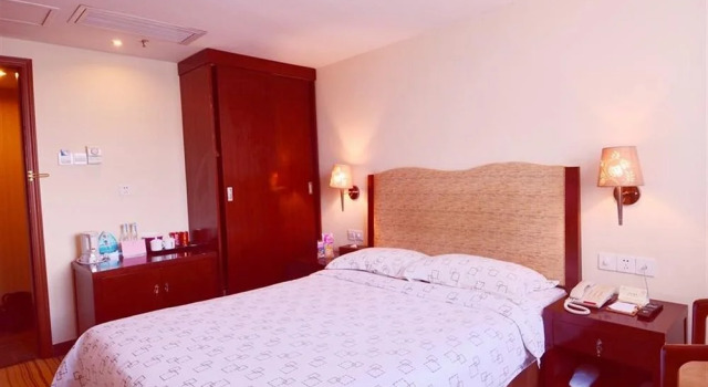 Star Shine Hotel Huanggang, Rezerwuj Hotel Hotele w Shenzhen z parkingiem, Parking