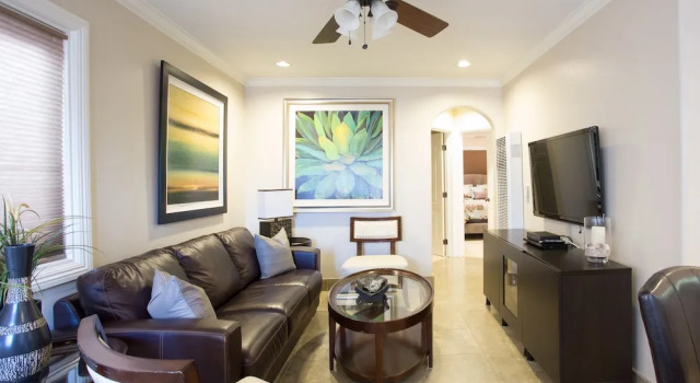 128 39th Street B (68439) - 2 Br townhouse by RedAwning, Забронировать Апартаменты/квартира Апартаменты Ньюпорт-Бич, рядом с Balboa Peninsula Beaches, Апартаменты/квартира