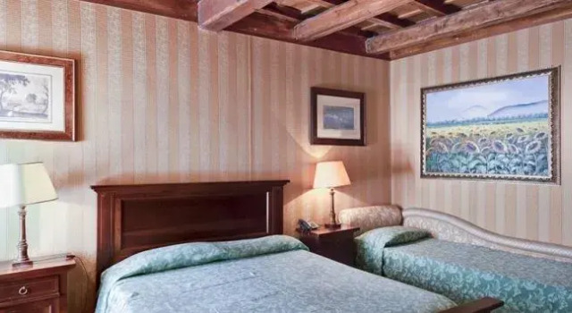 Relais Group Palace Hotel, Забронировать Отель Отели Рима с завтраком, рядом с Театр Арджентина, Завтраки