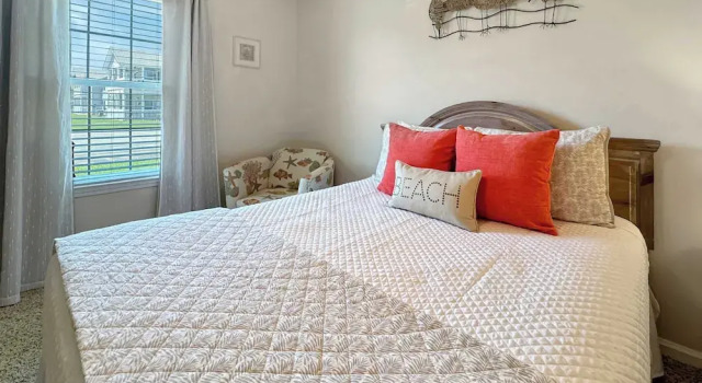 Coastal Retreat - Stay for 6!