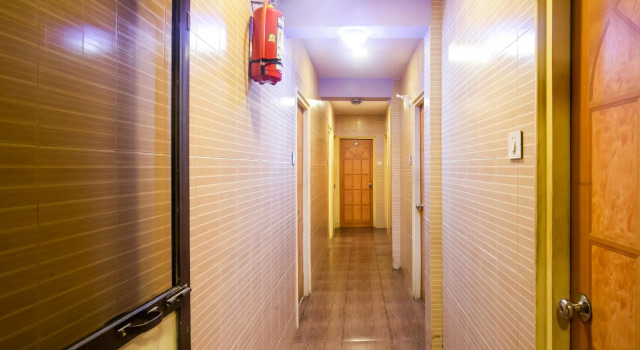 OYO 76240 Monika Guest House