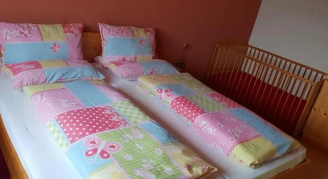 Ferienwohnung Weingut Leis, Забронировать Отель  