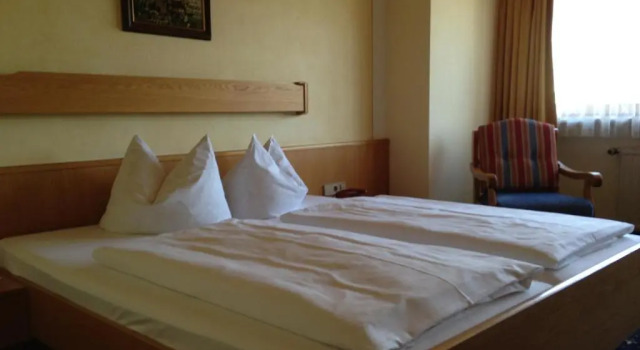 Двухместный номер Standard с балконом Hotel Bergheimat