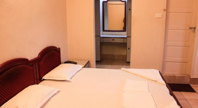 Двухместный номер Deluxe Hotel Keerthi