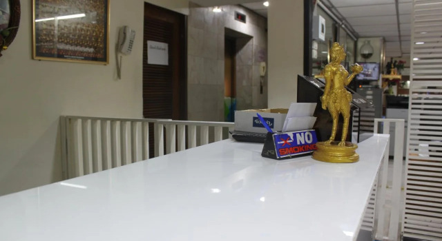 Sukhumvit Business Inn By Bunk, Забронировать Отель Ваттана Бангкок, рядом с Ресторан Cabbages &amp; Condoms
