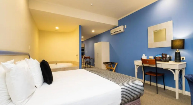 Люкс Цокольный этаж Motel de la Mer