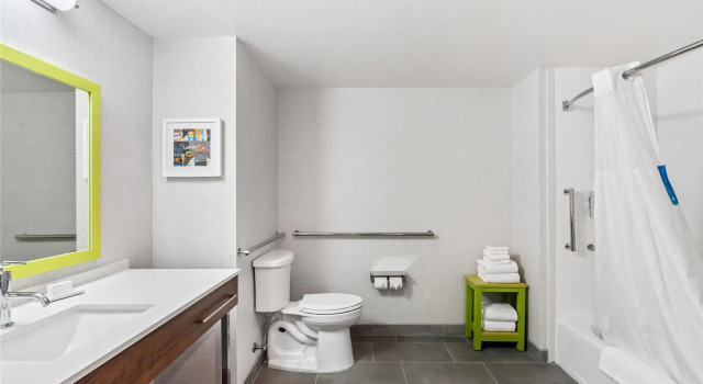 Номер Standard Hampton Inn & Suites Lathrop