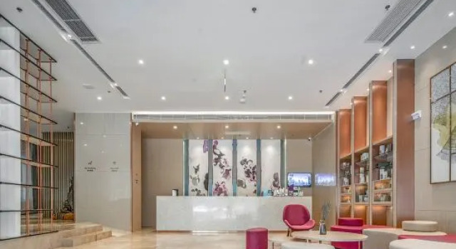 Lifeng Hotel (Pingliang Sports Park Baota Square Branch), Rezerwuj Hotel Hotele 3-gwiazdkowe w Pingliang, 3*