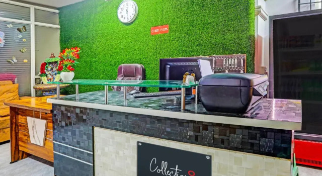 OYO 13869 Hotel Saharsh Grand