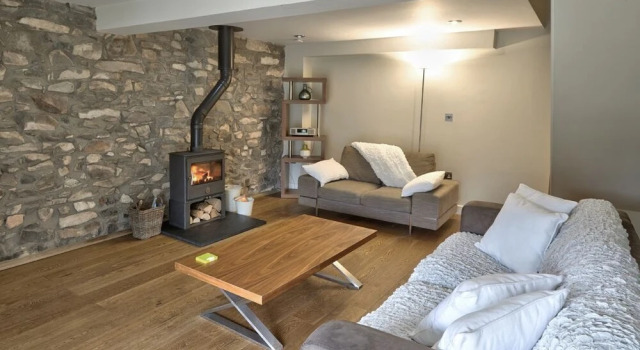 2 Bed - The Cottage
