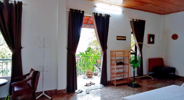 Номер Standard с балконом Khanh's Home