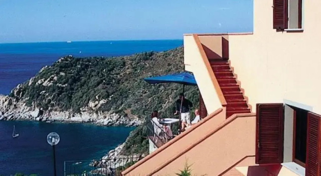 Appartamenti Borgo Patresi, Rezervovat Hotel Hotely v Elba s parkováním, Parkování
