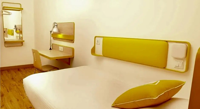 Номер Standard Bloomrooms @ Link Road