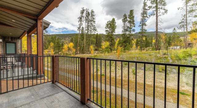 Апартаменты c 1 комнатой с балконом Clearwater Lofts #102, Building 2 by Summit County Mountain Retreats