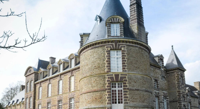 Chateau de Canisy, Book Hotel Hotels in Manche with Parking, Parking