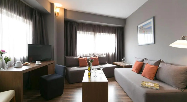 Люкс Plaza Hotel, Philian Hotels and Resorts