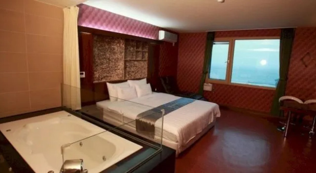 LU Hotel - LU Hotel, Rezervați Hotel Hoteluri în Gunsan cu mic dejun, Mic dejun