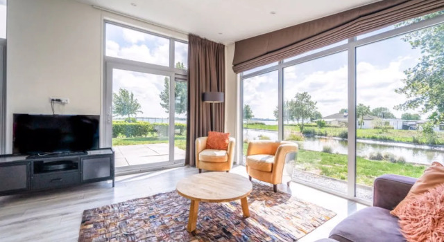 EuroParcs Resort De Biesbosch 34242, Забронировать Курортный отель Дордрехт Южная Голландия