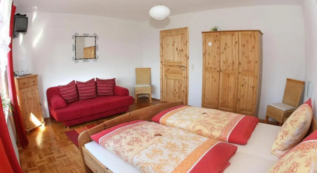 Gaestehaus-Moeseler, Boek Pension Barweiler Vulkan Eifel