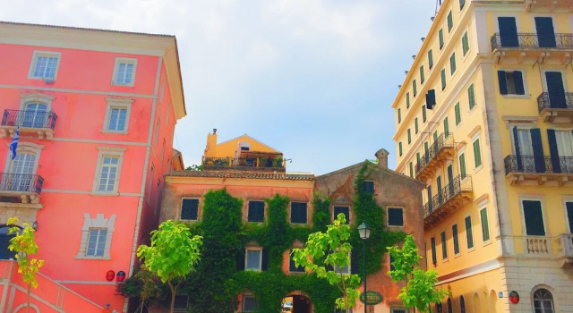 Cozy 2 Bed Studio In Old Town Corfu With Lovely Patio Free Wifi Ac, Забронировать Апартаменты/квартира Отели периферии Ионических островов с парковкой, Парковка