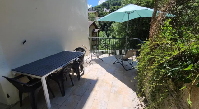 Апартаменты Joli appartement rénové avec terrasse