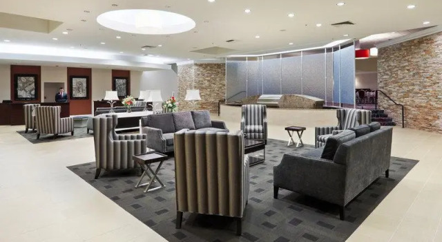 Кровать в общем номере Wyndham Sacramento