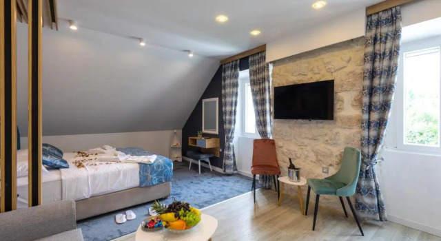 Студия с видом на море Apartments and Rooms Villa Naida