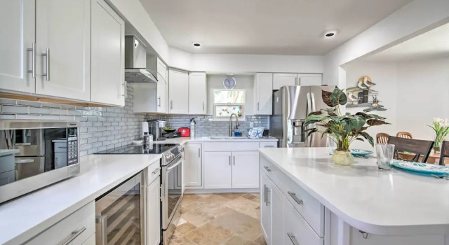 Коттедж Remodeled Retreat on Homosassa River Canal!