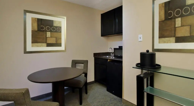 Люкс Holiday Inn Metairie New Orleans by IHG