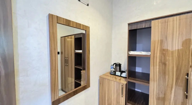 Полулюкс Silver Gate Hotel and Suites