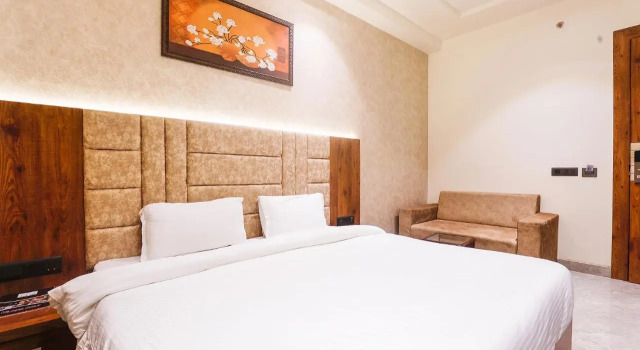 Hotel Taj Pearl