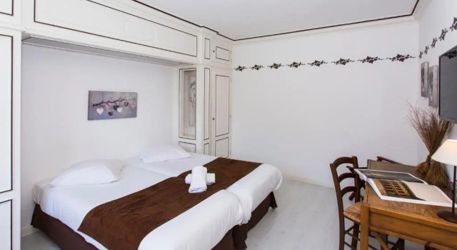 Номер Superior Logis Hotel Domaine de Rouffach