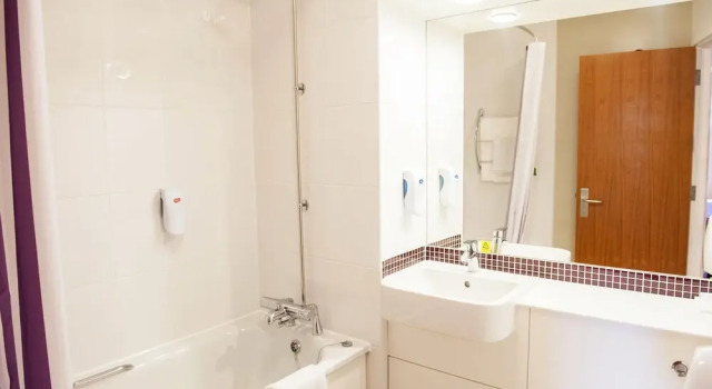 Четырёхместный семейный номер Standard Premier Inn Newcastle Airport - South