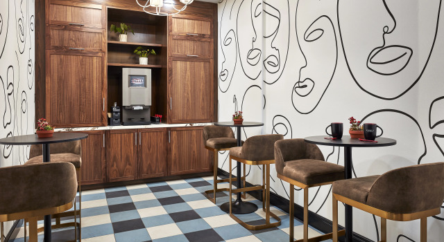 Elan Hotel
