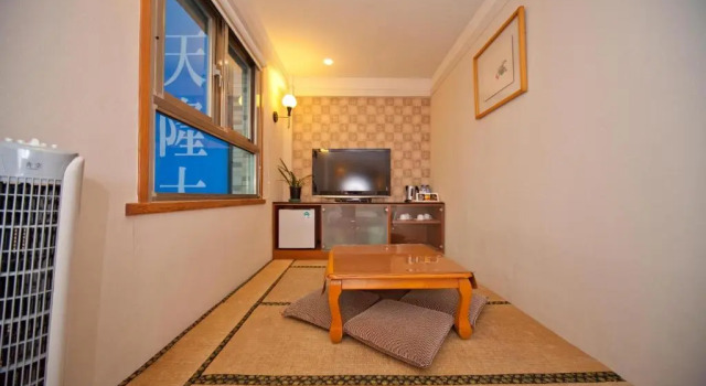 Семейный номер Standard Tian Long Hotel