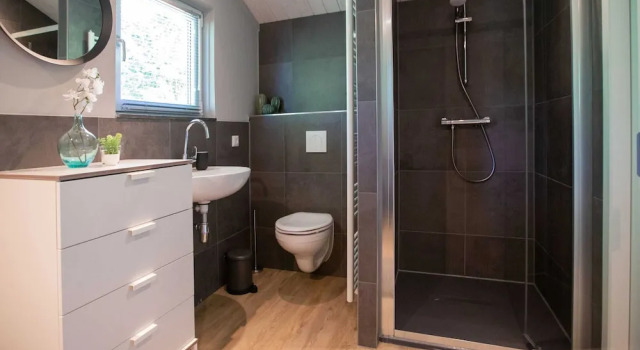 Шале Deluxe Cozy Tiny House With a Nice Terrace Near Eindhoven