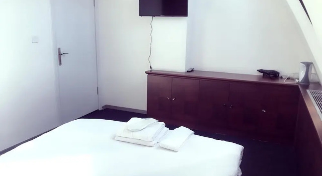 Colorful Otel