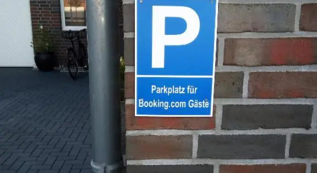 Urlaub machen im großen Garten direkt am Kinderparadis Irrland, Reserva ahora Hotel Kevelaer Rin inferior