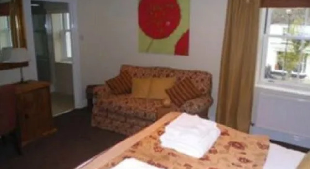 The Barrington Arms Hotel, Забронировать Отель Отели Котсуолда с парковкой, Парковка