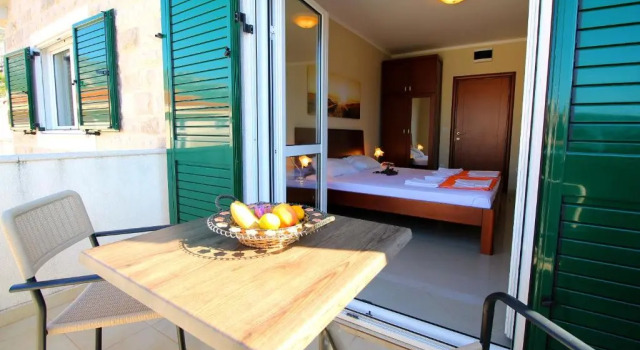 Двухместный номер Standard с балконом и с видом на море Guest House Villa Pastrovka