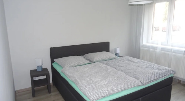 Alisa Apartments, Rezerwuj Apartament Hotele w Central Bohemia z parkingiem, Parking