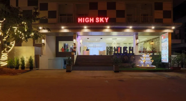 High Sky Blue Ridge, Забронировать Отель Отели штата Махараштры 3 звезды, 3*
