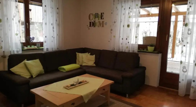 Апартаменты c 1 комнатой Ferienhaus Brütting