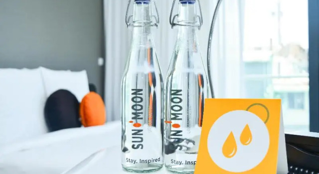 Номер Standard с балконом SUN & MOON, Urban Hotel